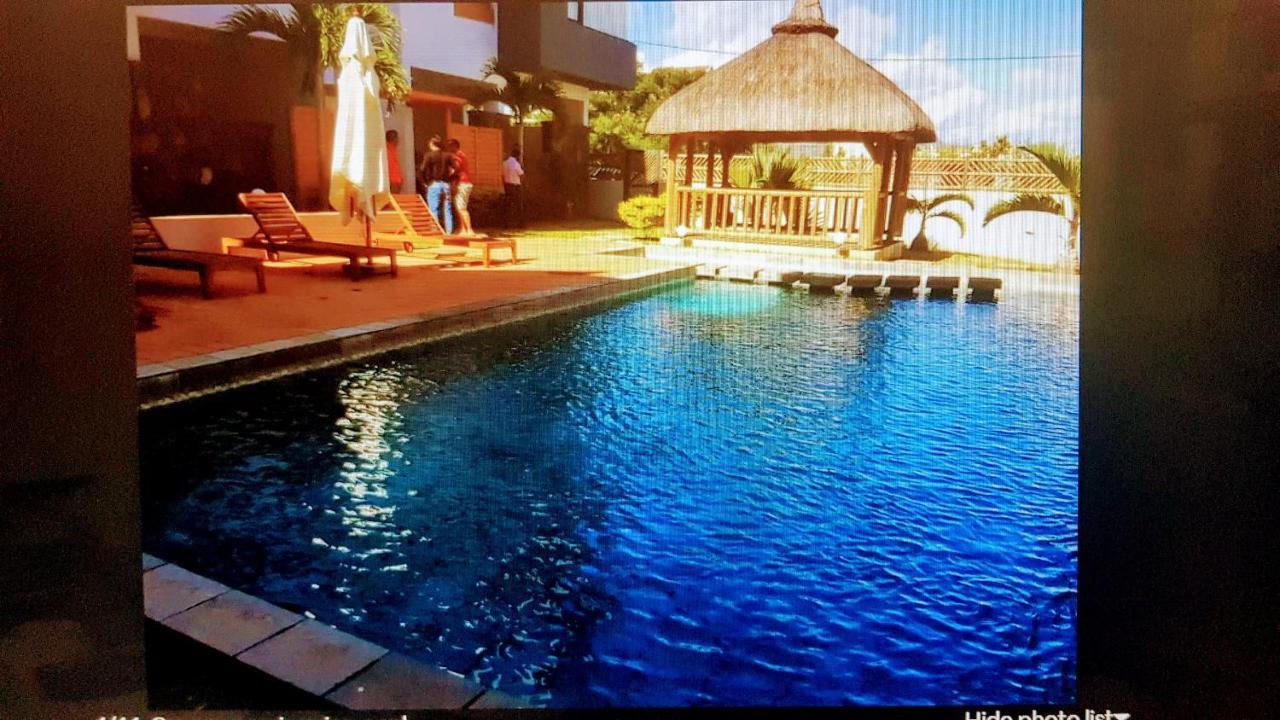 Flic En Flac Sea View Luxury 3 Bedroom Apartment Bagian luar foto